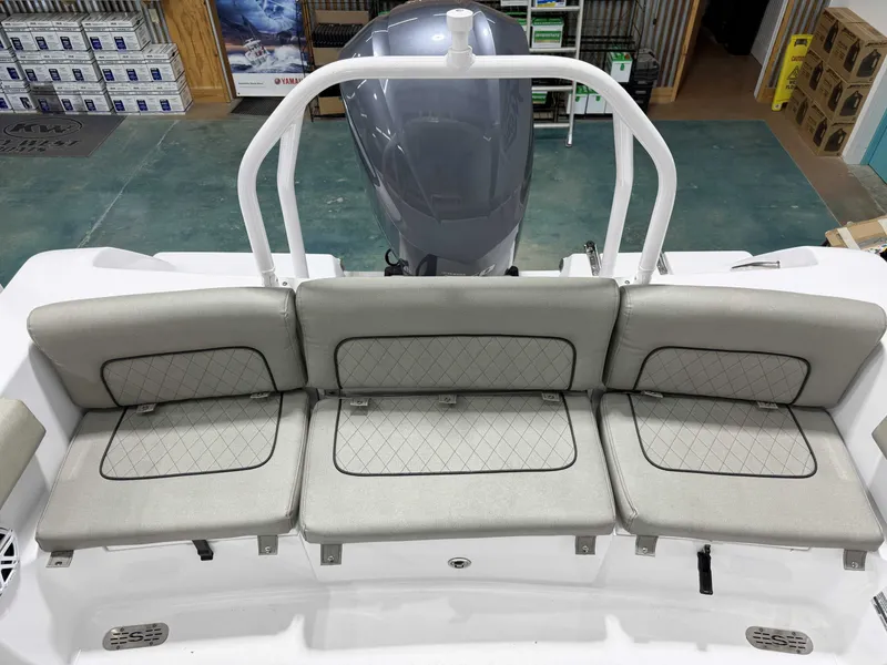 Slide: The Image of Sportsman Heritage 231 Center Console 2022 - 8