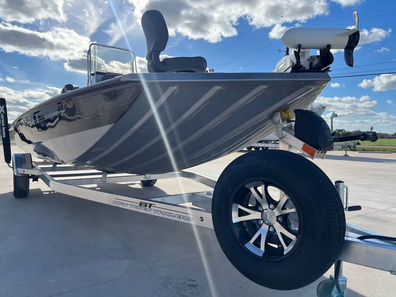 Slide: The Image of Xpress SW20B 2026 - 7