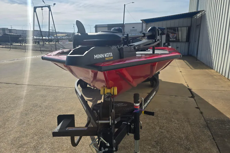 Slide: The Image of 2026 Tracker Pro Team 195 boat with Minn Kota Maxxum motor on trailer. - 5