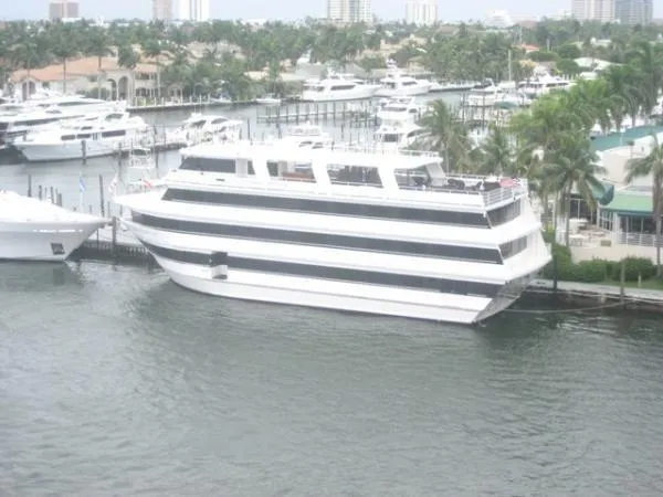 Slide: The Image of Winston Marine Custom 5 Deck 2007 - 4
