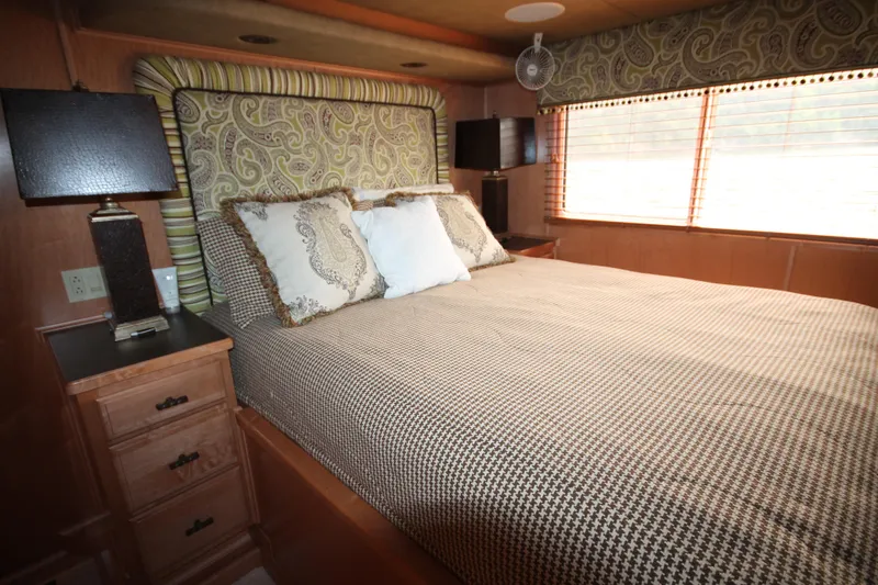 Slide: The Image of Sharpe 105 Custom Houseboat 2008 - 125