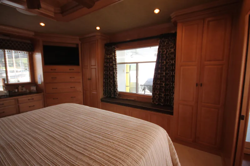 Slide: The Image of Sharpe 105 Custom Houseboat 2008 - 163