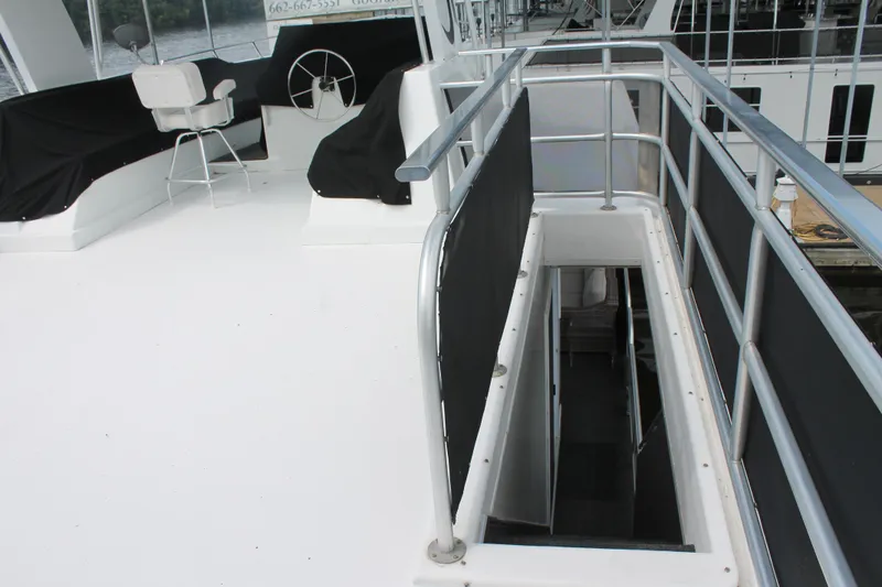 Slide: The Image of Sharpe 105 Custom Houseboat 2008 - 62