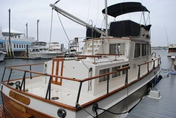 Slide: The Image of Grand Banks Classic 1986 - 3