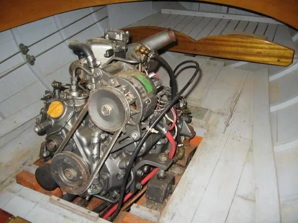 Slide: The Image of Custom Fantail Launch 1993 - 1