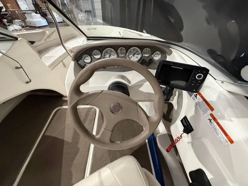 Slide: The Image of Glastron SX 195 2004 - 14