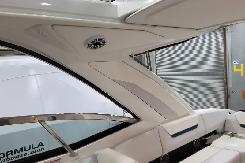 Slide: The Image of 2026 Formula 360 Crossover Bowrider OB interior with sleek design and modern features. - 119