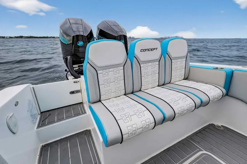 Slide: The Image of Concept Boats 27' CC 2024 - 18