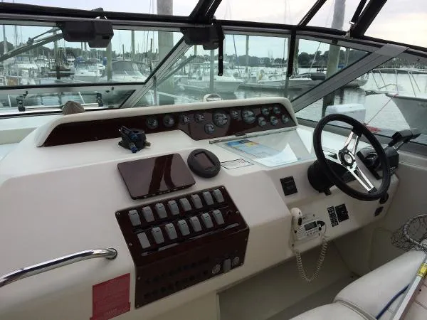 Slide: The Image of Sea Ray 300 Sundancer 1996 - 3