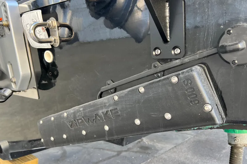 Slide: The Image of Boat trim system on Navan C30, 2026 model, featuring Zipwake S 600. - 4