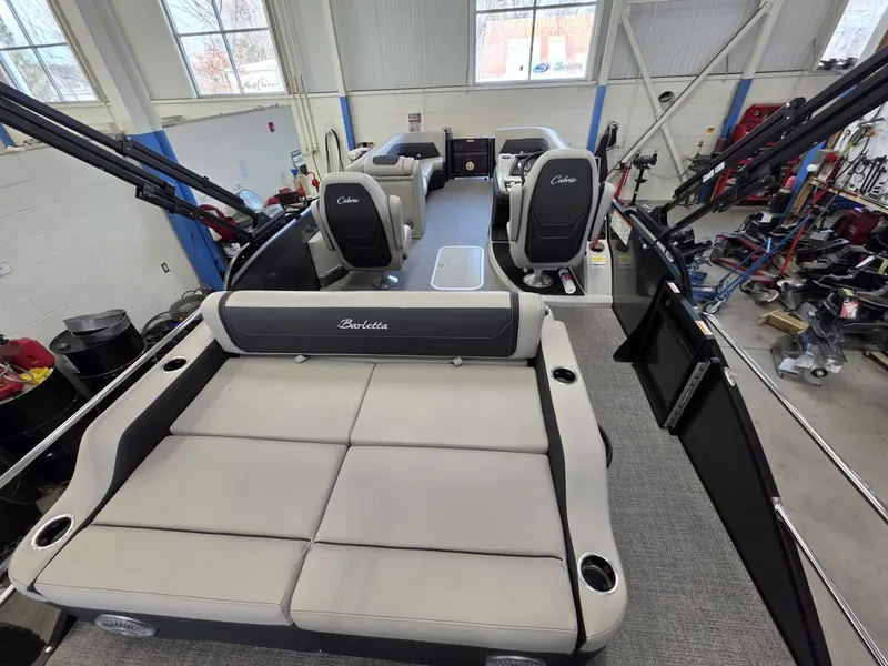 Slide: The Image of Barletta Cabrio 24UC 2026 - 19