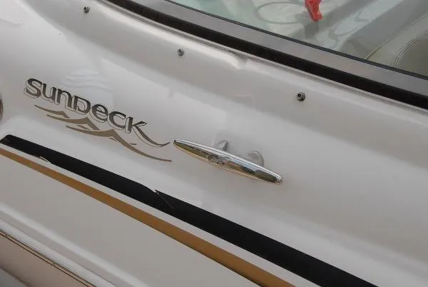 Slide: The Image of Sea Ray 240 Sundeck 2001 - 1
