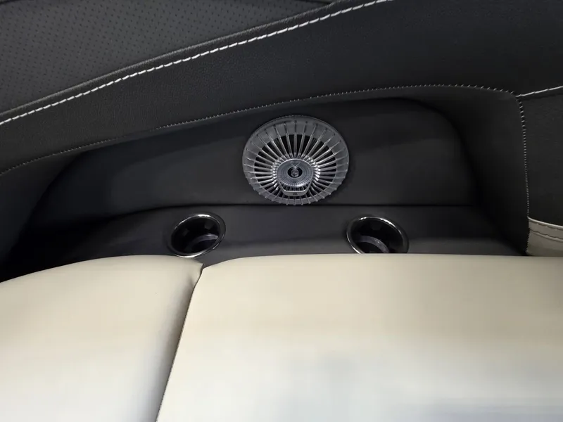 Slide: The Image of Barletta Cabrio 22QC 2026 - 27