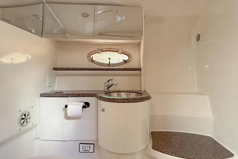 Slide: The Image of Luxurious bathroom interior of 2004 Formula 400 Super Sport Crossover yacht. - 10