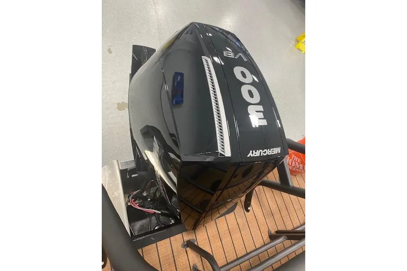 Slide: The Image of Mercury 400 V8 engine on 2026 Bentley Pontoons Elite 253 Swingback. - 2