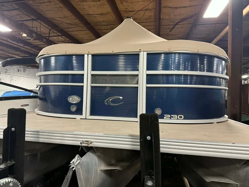 The Image of Crest 230 CREST II 2014 - 0