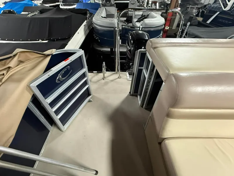 Slide: The Image of Crest 230 CREST II 2014 - 13