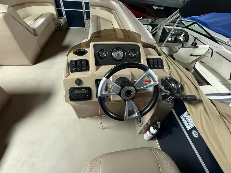 Slide: The Image of Crest 230 CREST II 2014 - 21