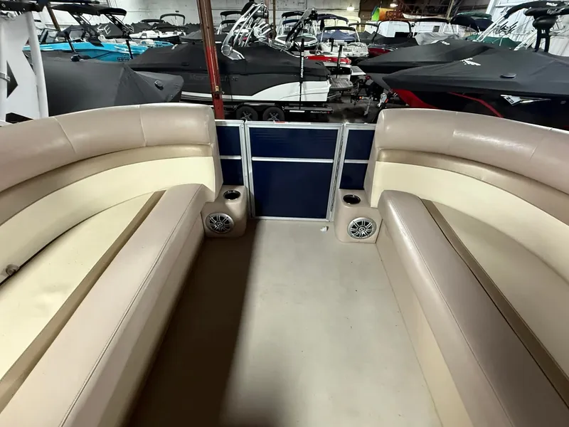 Slide: The Image of Crest 230 CREST II 2014 - 23