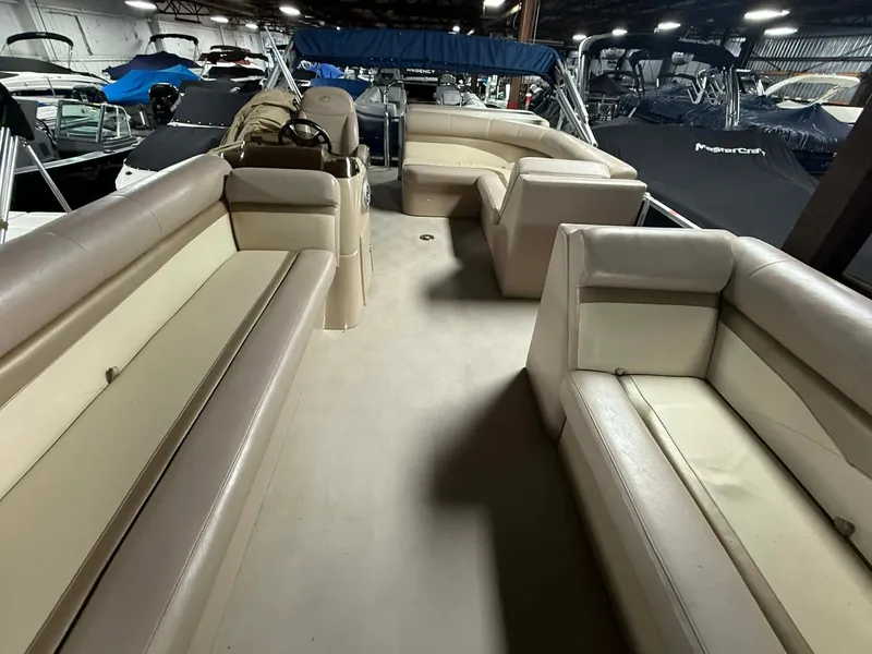 Slide: The Image of Crest 230 CREST II 2014 - 27