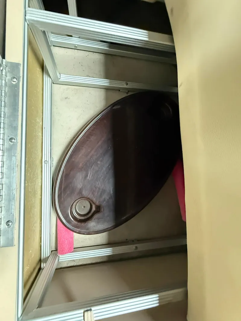 Slide: The Image of Crest 230 CREST II 2014 - 6