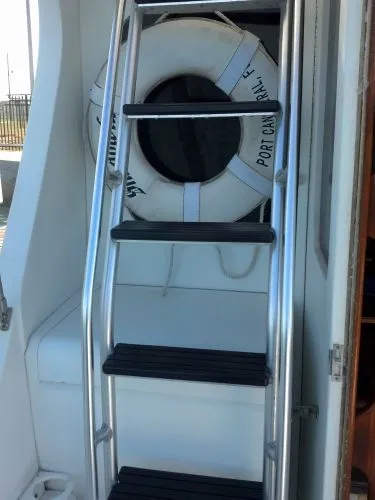 Slide: The Image of Luhrs 320 Tournament 1995 - 9