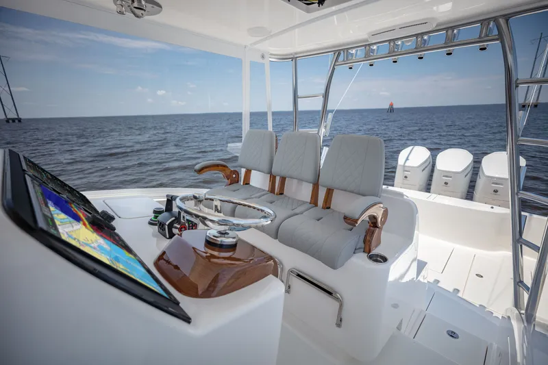 Slide: The Image of Albemarle 45 Carolinian~Legasea Marine - 7