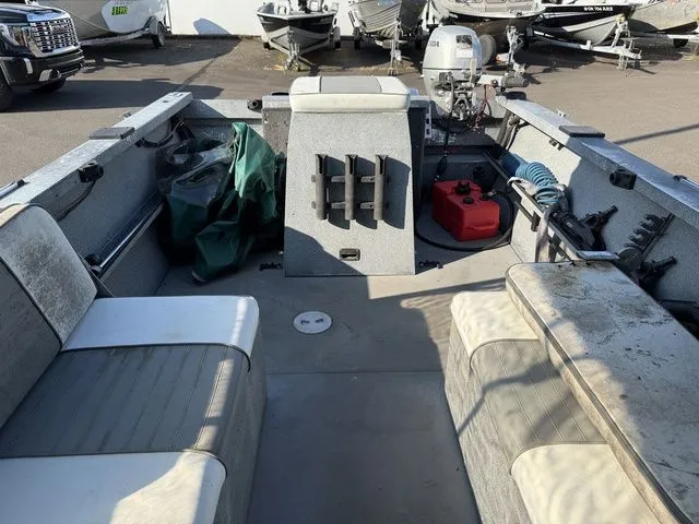 Slide: The Image of Alumaweld Stryker 20' 2004 - 11