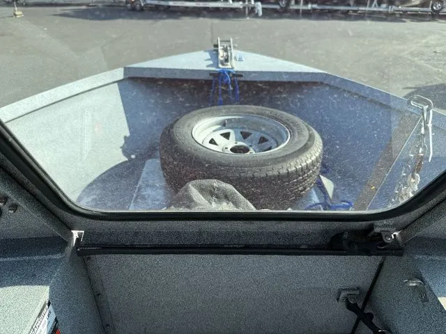 Slide: The Image of Alumaweld Stryker 20' 2004 - 9