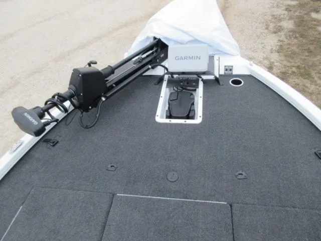 Slide: The Image of Vexus Avx1985s / Mercury 200 Proxs / Mercury 7Yr Warrant 2026 - 15