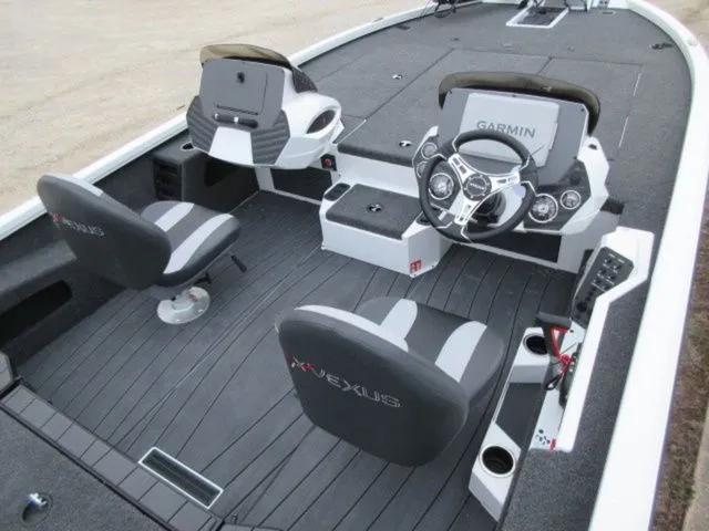 Slide: The Image of Vexus Avx1985s / Mercury 200 Proxs / Mercury 7Yr Warrant 2026 - 19