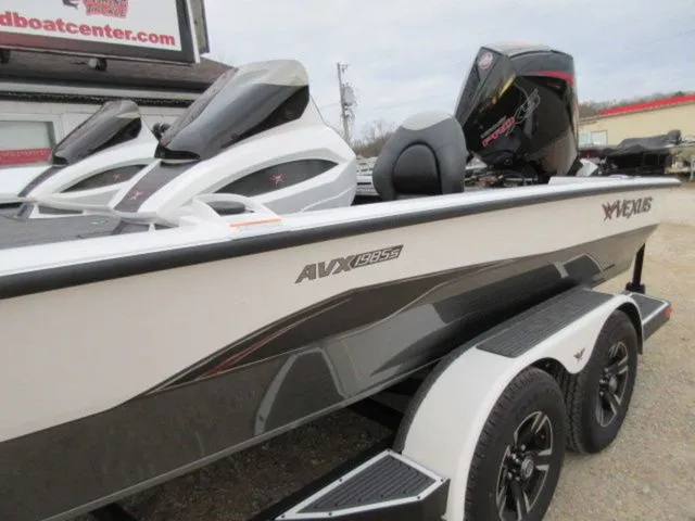 Slide: The Image of Vexus Avx1985s / Mercury 200 Proxs / Mercury 7Yr Warrant 2026 - 9