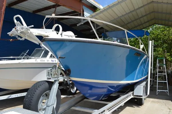 Slide: The Image of SeaCraft 23 Classic Potter Hull 1978 - 2