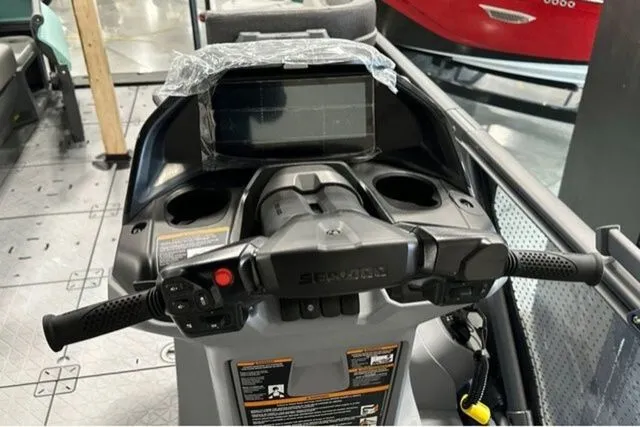 Slide: The Image of Sea-Doo KIT SWT CRUISE 21 300 GN AUD4 PAINT 26 2026 - 73