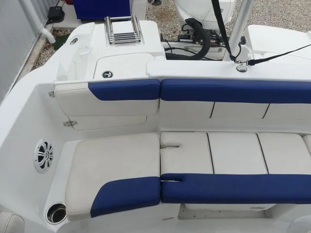 Slide: The Image of Tahoe 2150 CC 2020 - 26