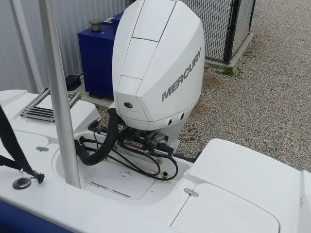 Slide: The Image of Tahoe 2150 CC 2020 - 28