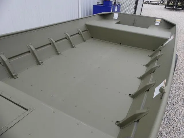 Slide: The Image of Lowe L1852MT Aura Jon 2026 - 11