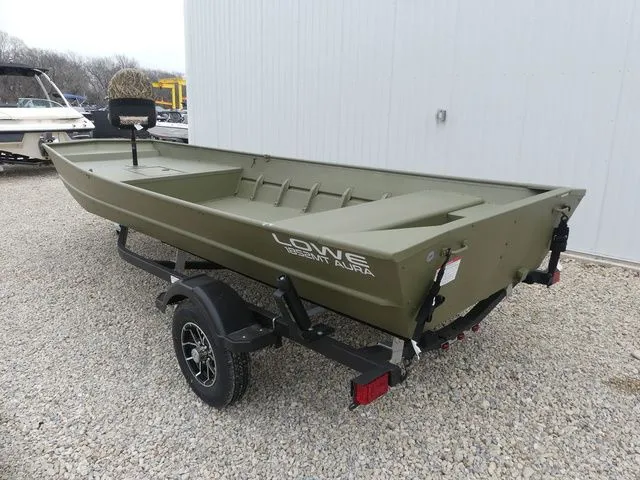 Slide: The Image of Lowe L1852MT Aura Jon 2026 - 4