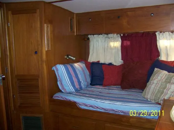 Slide: The Image of President Double Cabin 1985 - 10