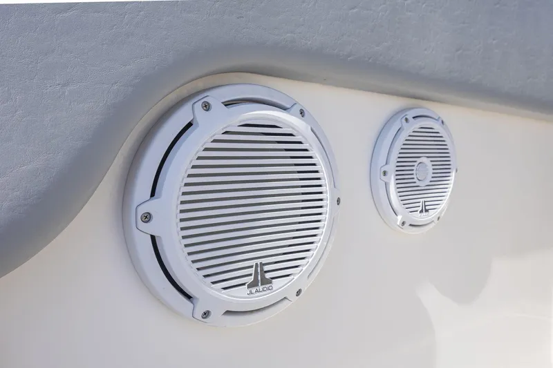 Slide: The Image of White JL Audio speakers on 2010 Concept 4400 Sport Yacht exterior. - 68