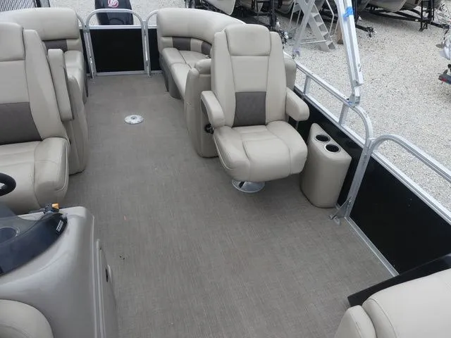 Slide: The Image of Sun Tracker Party Barge 22 DLX 2022 - 13