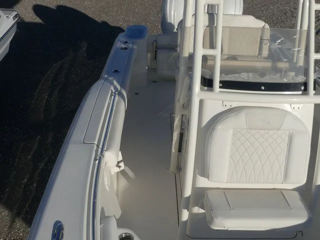 Slide: The Image of Key West 244 Center Console 2026 - 14