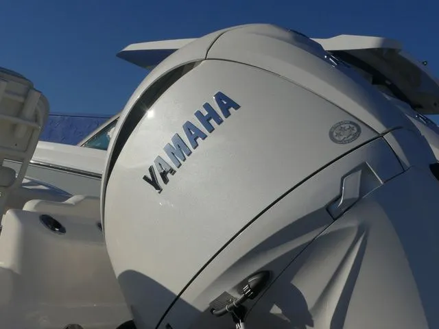 Slide: The Image of Key West 244 Center Console 2026 - 9