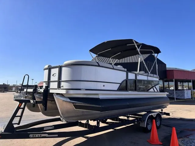 Slide: The Image of Crest Classic LX 220 L CPT 2023 - 10