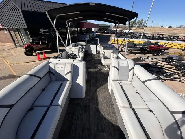 Slide: The Image of Crest Classic LX 220 L CPT 2023 - 13