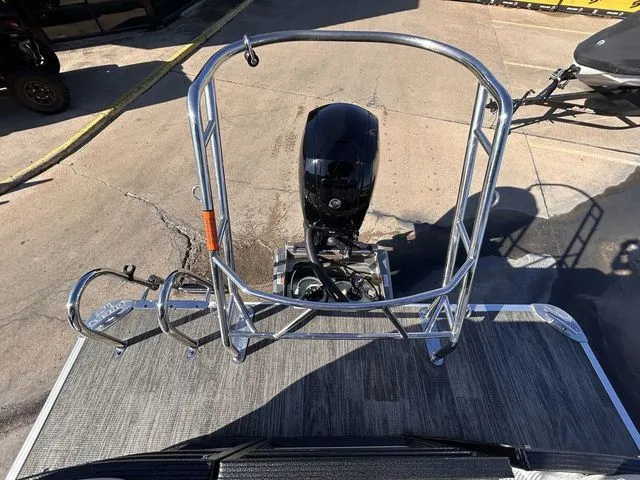 Slide: The Image of Crest Classic LX 220 L CPT 2023 - 18