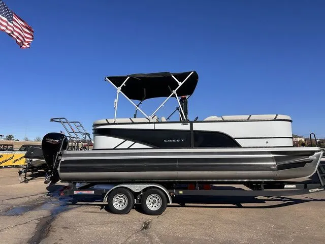 Slide: The Image of Crest Classic LX 220 L CPT 2023 - 2