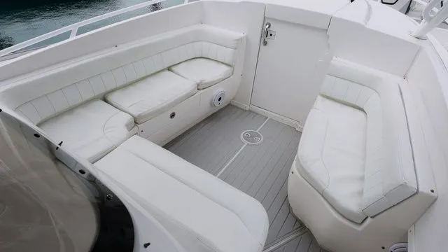 Slide: The Image of Intrepid 327 C 2014 - 13