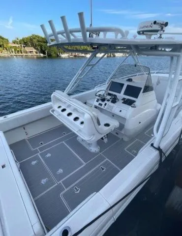 Slide: The Image of Intrepid 327 C 2014 - 15