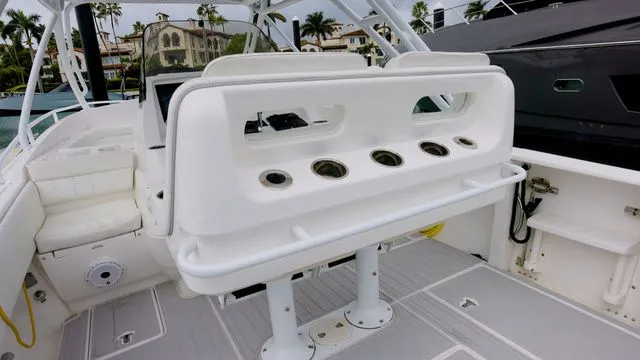 Slide: The Image of Intrepid 327 C 2014 - 9